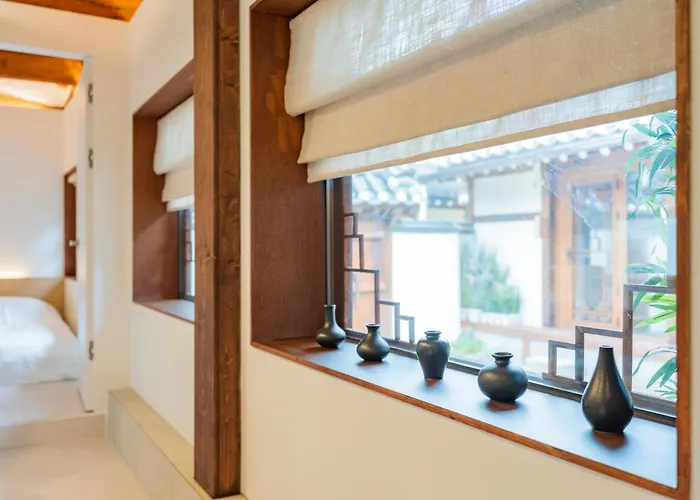 Maju Hanokstay Ikseon 마주한옥스테이 Hébergement de vacances